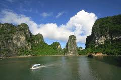Cong Tay Island in Halong Bay