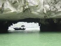 Luon Grotto in Halong Bay