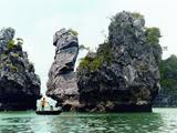 Thien Nga Islet in Halong Thien Nga Islet in Halong