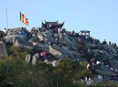 Yen Tu tourist site Yen Tu tourist site