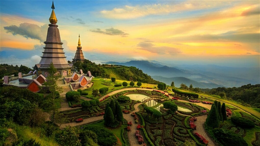 HIGHLIGHTS OF CHIANG MAI TOUR HIGHLIGHTS OF CHIANG MAI TOUR