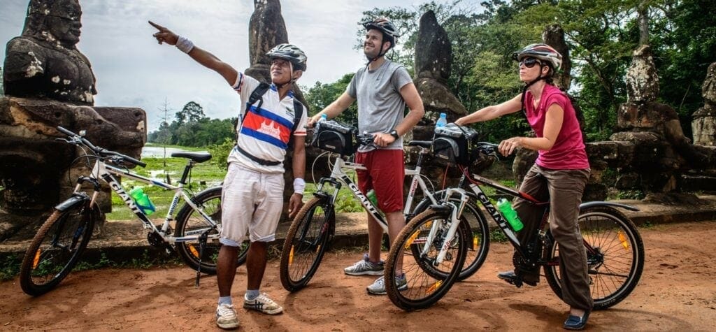 ANGKOR BIKING TOUR TO SIHANOUKVILLE ON BIKES