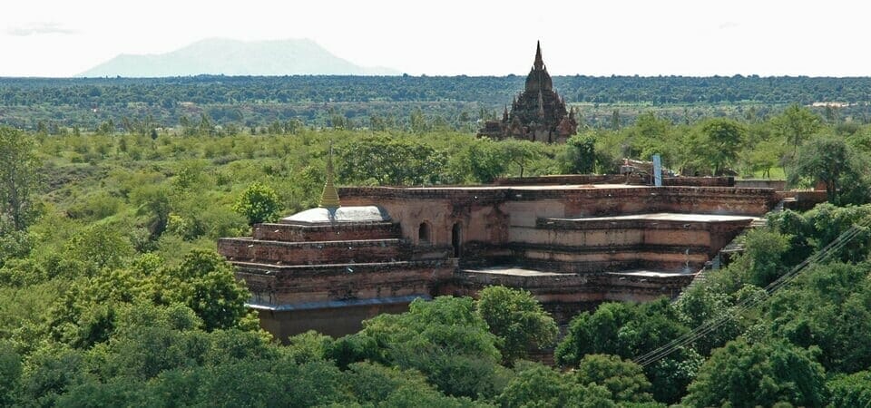 BAGAN TOUR TO KYAUK GU U MIN TEMPLE BY BOAT