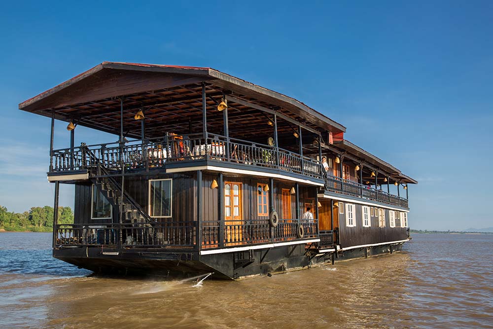 Laos cruising tour with Wat Phou Boat