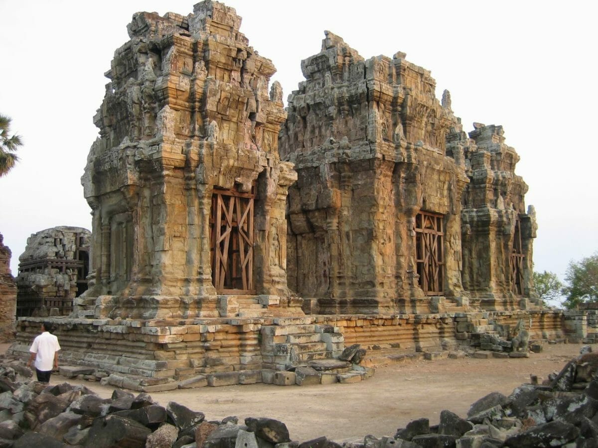 A GLANCE OF CAMBODIA BEACH BREAK A GLANCE OF CAMBODIA BEACH BREAK