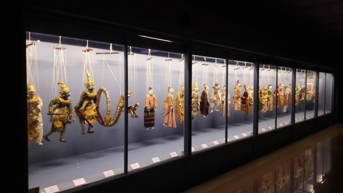 LIFETIME MYANMAR VENTURE FAMILY TOUR - 13 DAYS LIFETIME MYANMAR VENTURE FAMILY TOUR - 13 DAYS