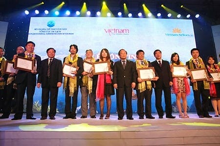 Viet Nam honours 45 international travel agencies