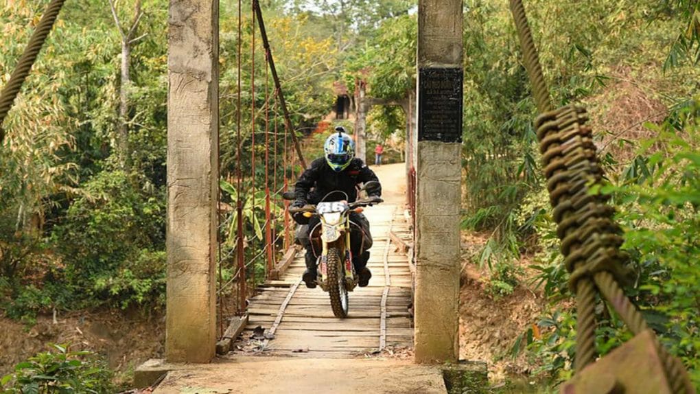 Vietnam Motorcycle Tour to Ba Be, Ban Gioc, Quang Uyen, Lang Son