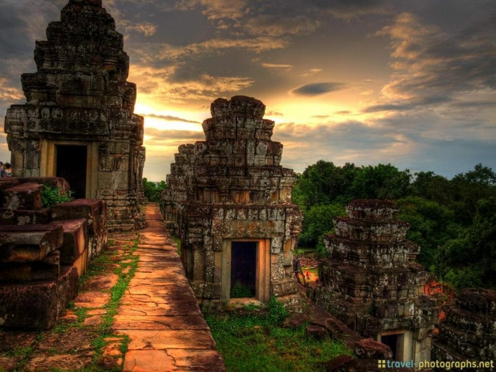 ANGKOR TOUR IN DEPTH ANGKOR TOUR IN DEPTH