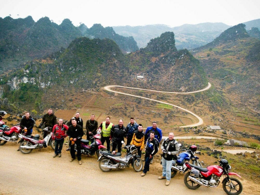 Hanoi Offroad Motorbike Tour to Ha Giang, Dong Van, Ban Gioc Waterfall