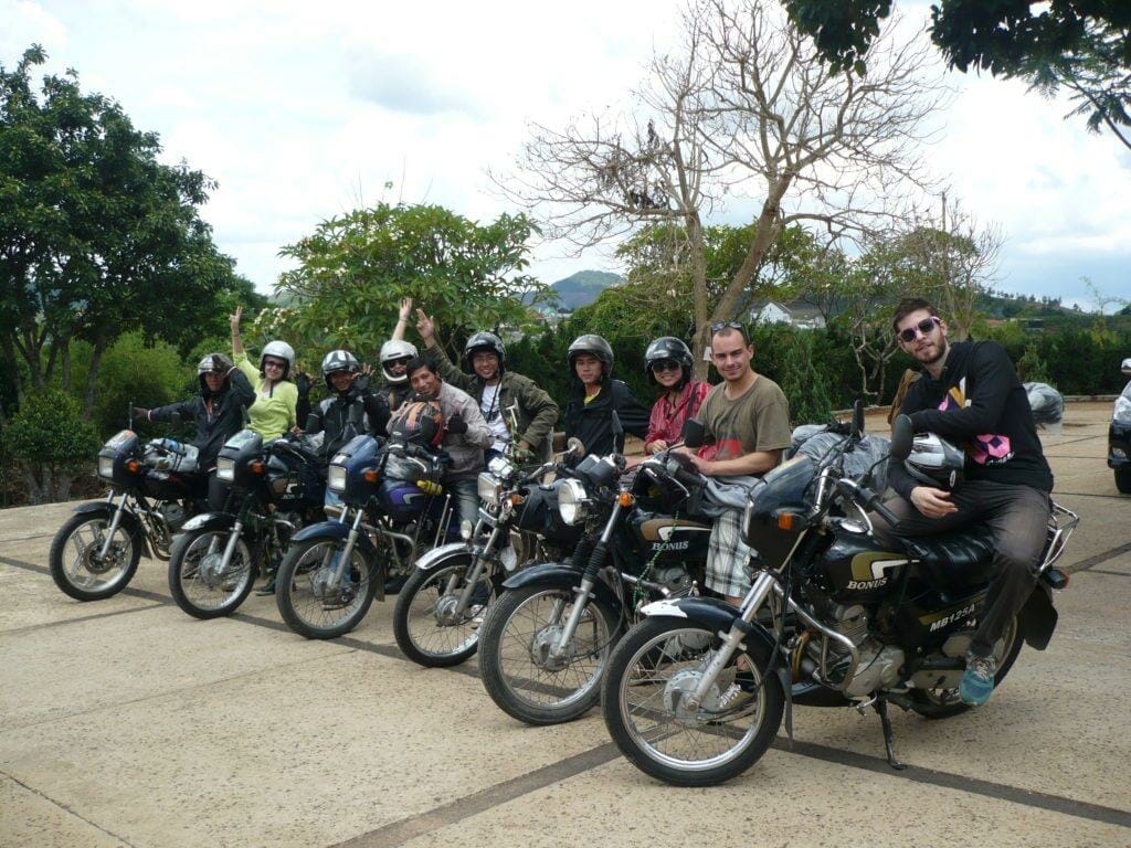 HISTORICAL HUE MOTORBIKE TOUR TO KHE SANH, VINH MOC TUNNEL & DMZ - 1 DAY HISTORICAL HUE MOTORBIKE TOUR TO KHE SANH, VINH MOC TUNNEL & DMZ - 1 DAY