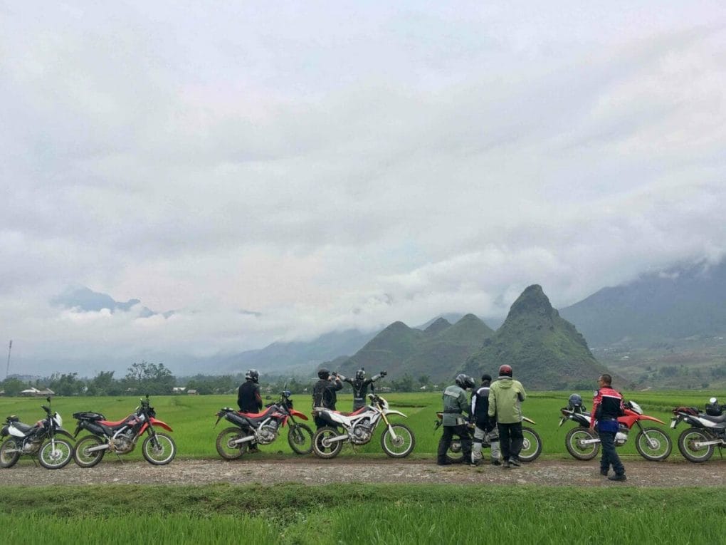 DAZZLING HANOI MOTORCYCLE TOUR TO NHA TRANG VIA DMZ AND CENTRAL COASTLINE -  10 DAYS