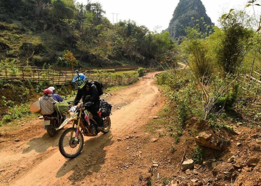 INCREDIBLE NORTHWEST VIETNAM OFFROAD MOTORBIKE TOUR TO HA GIANG - BA BE LAKE