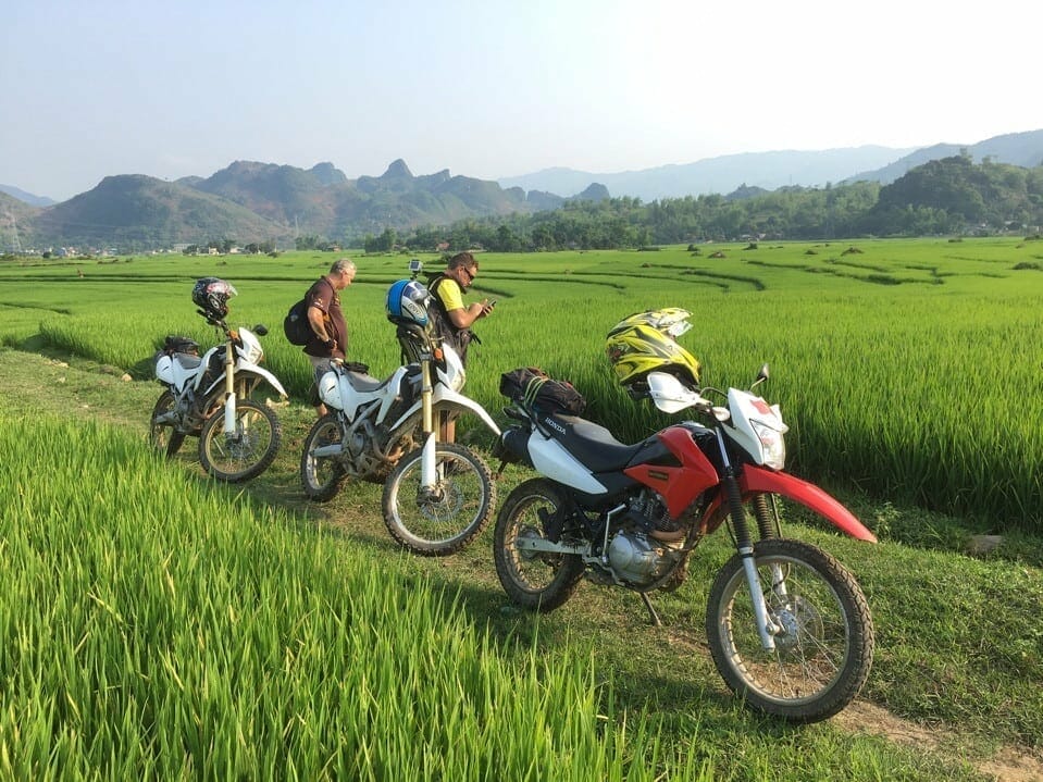 EASY-GOING VIETNAM MOTORBIKE TOUR FROM SAIGON TO HANOI - 14 DAYS