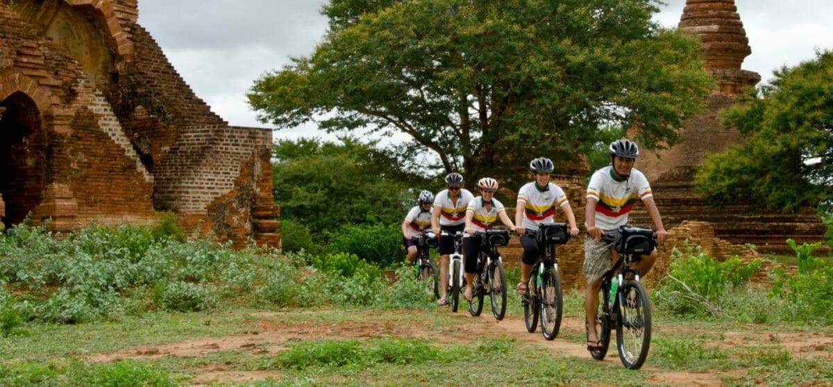 MANDALAY HALF-DAY BIKING TOUR