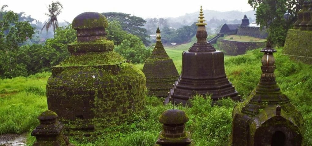 THE LOST CITIES OF MRAUK U AND SITTWE THE LOST CITIES OF MRAUK U AND SITTWE