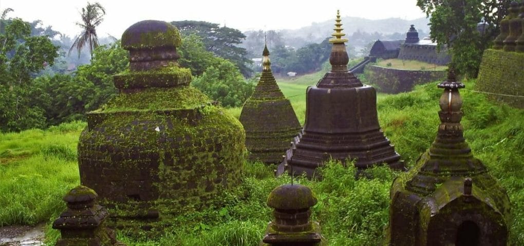 Myanmar Tour to Sittwe and Mrauk U
