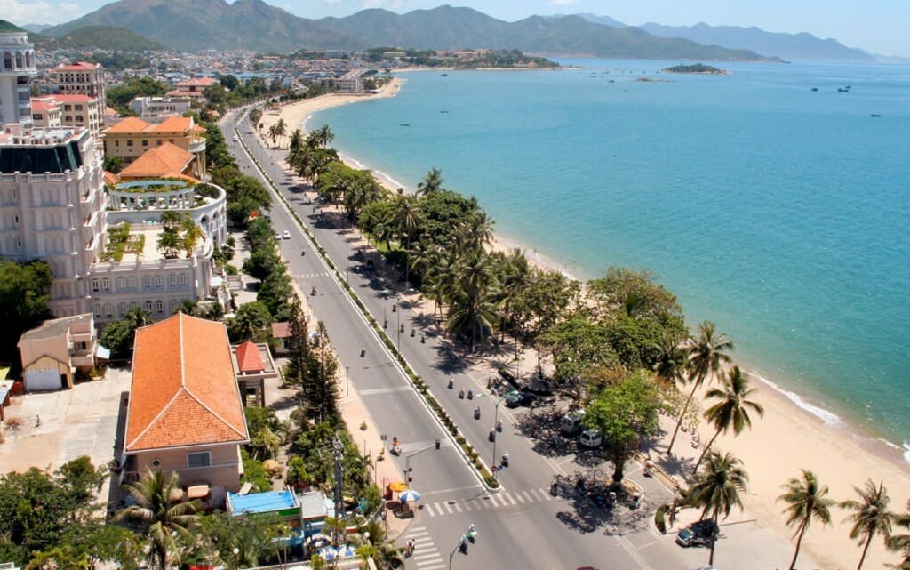 DRAMATIC SOUTHERN VIETNAM FAMILY TOUR - 11 DAYS DRAMATIC SOUTHERN VIETNAM FAMILY TOUR - 11 DAYS