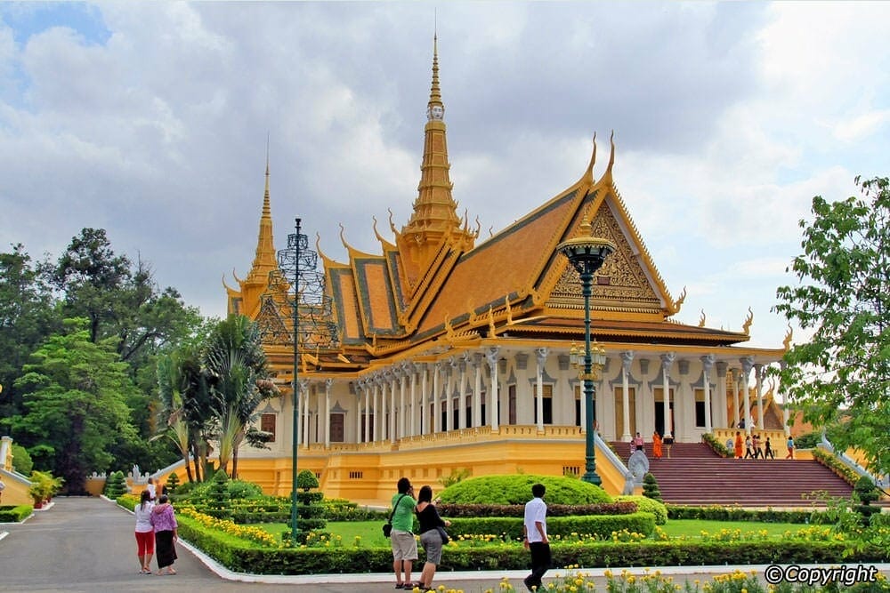 Saigon Cruise Tours to Siem Reap by Lan Diep Cruise for 8 Days