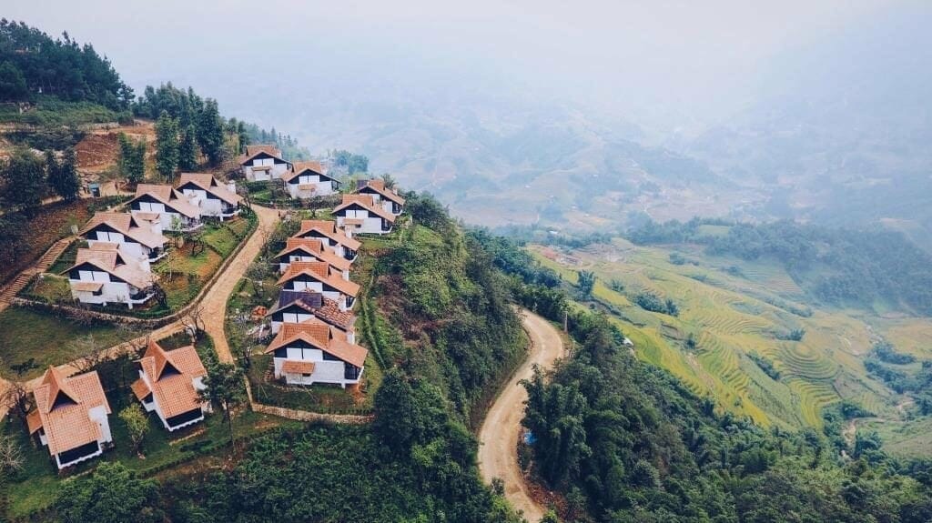 BEST UNIQUE VIETNAM NORTH-WEST MOTORBIKE TOUR TO SAPA - 6 DAYS