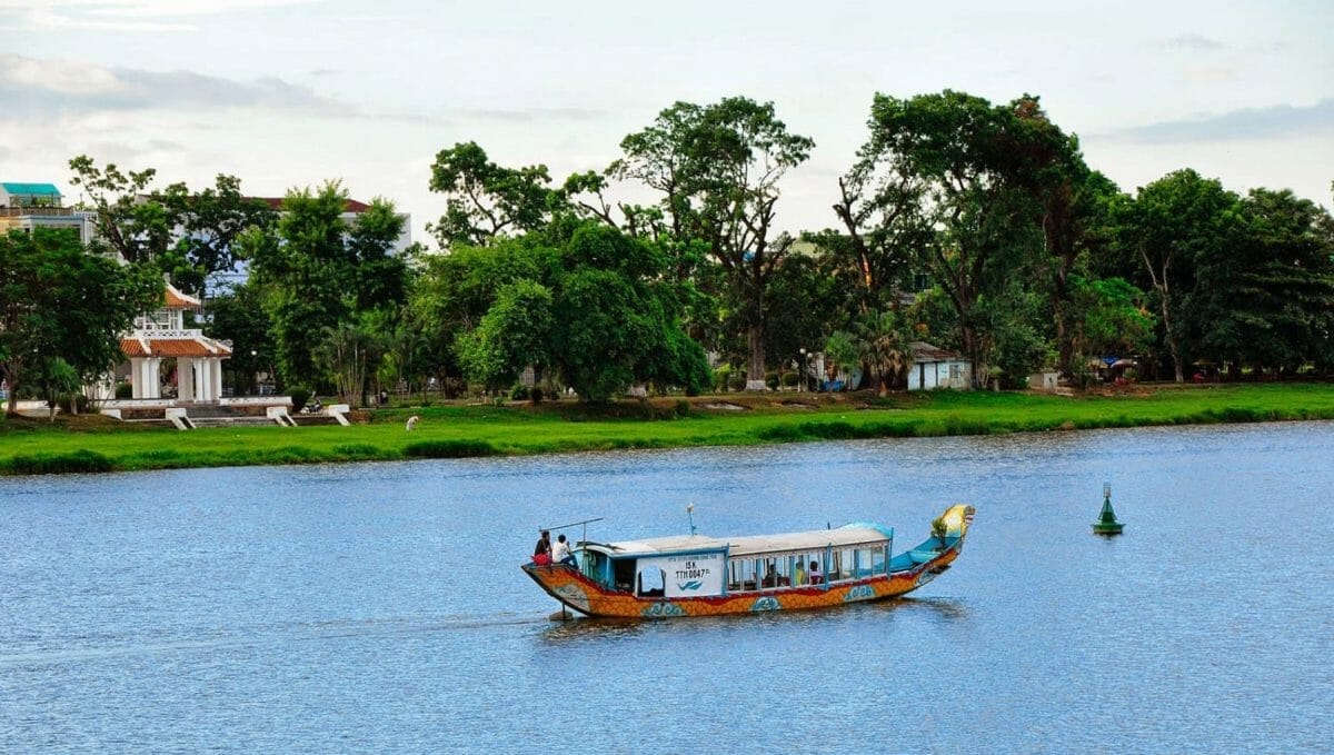 Hoi An and Hue Group Tours, Hoi An Set Departure Tours to Hue