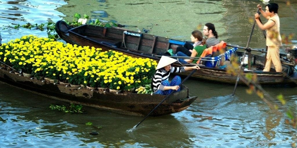 BUSTLING CAI BE FLOATING MARKET TOUR - 2 DAYS