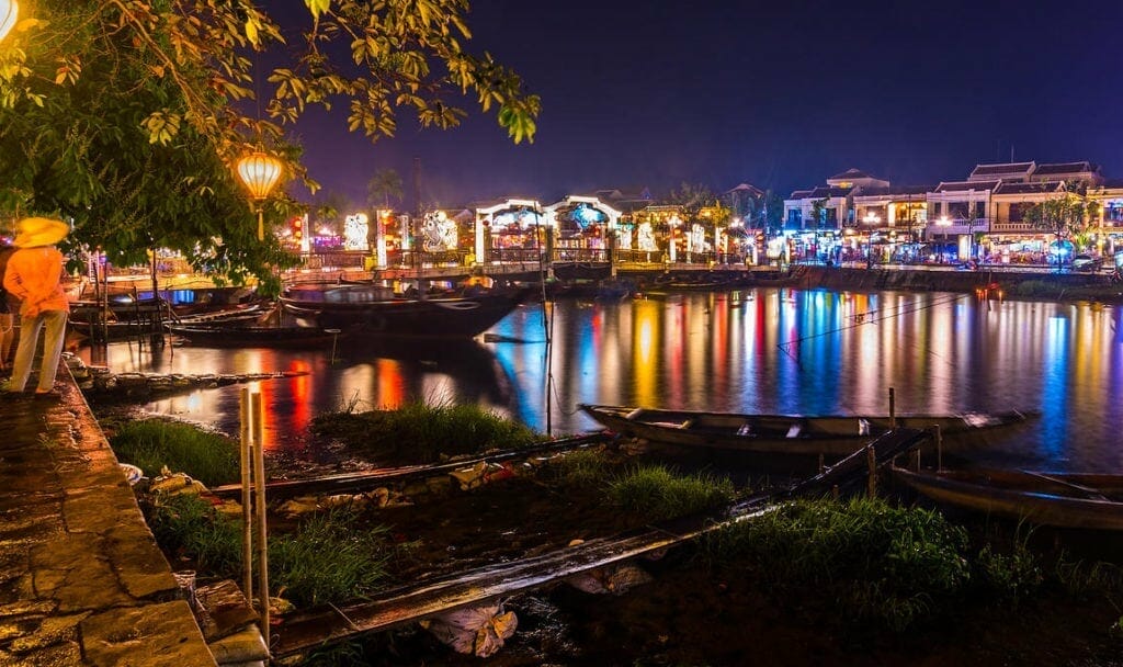 FANTASTIC HOI AN HONEYMOON TOUR IN FOCUS - 5 DAYS FANTASTIC HOI AN HONEYMOON TOUR IN FOCUS - 5 DAYS