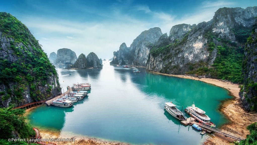MAJESTIC HALONG BAY CRUISING AND KAYAKING VACATION - 3 DAYS