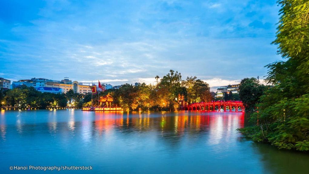 Vietnam Tour of Highlights to Halong, Tamcoc, Hue, Hoi An, Mekong Delta