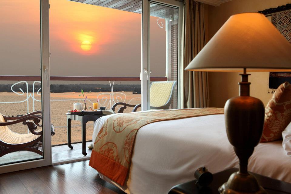 Jayavarman Cruise Room