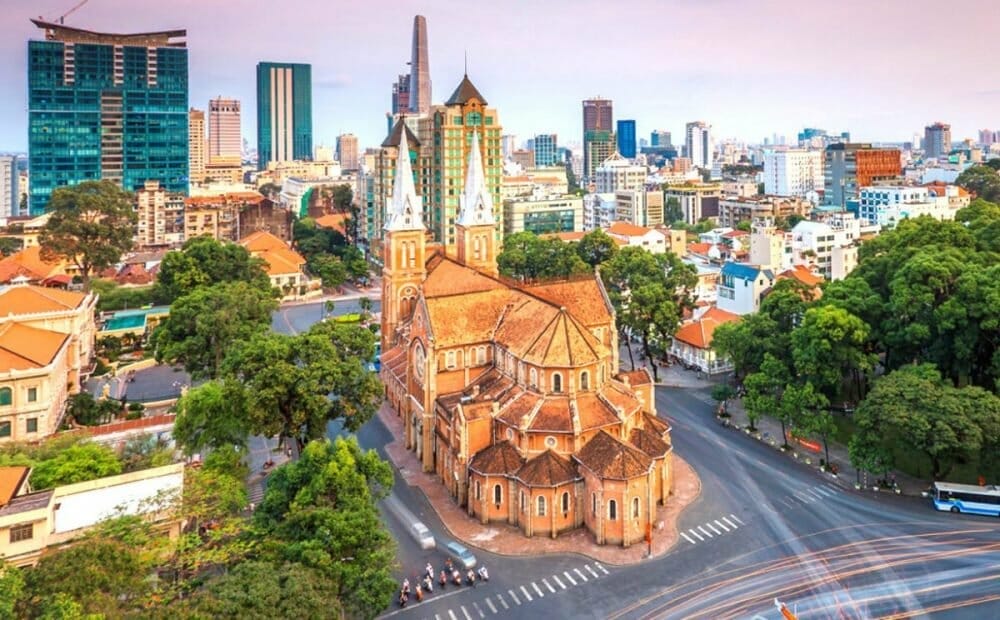 INCREDIBLE SAIGON VENTURE TOUR TO HOI AN VIA CENTRAL HIGHLANDS - 11 DAYS INCREDIBLE SAIGON VENTURE TOUR TO HOI AN VIA CENTRAL HIGHLANDS - 11 DAYS