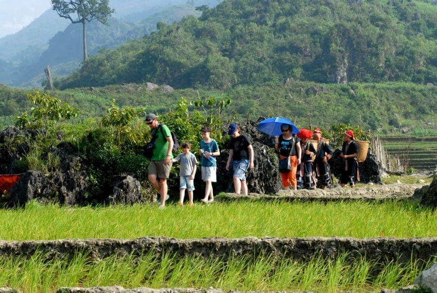CHALLENGING VIETNAM NORTHEAST ADVENTURE TREKKING TOUR FROM SAPA TO HA GIANG - 11 DAYS CHALLENGING VIETNAM NORTHEAST ADVENTURE TREKKING TOUR FROM SAPA TO HA GIANG - 11 DAYS