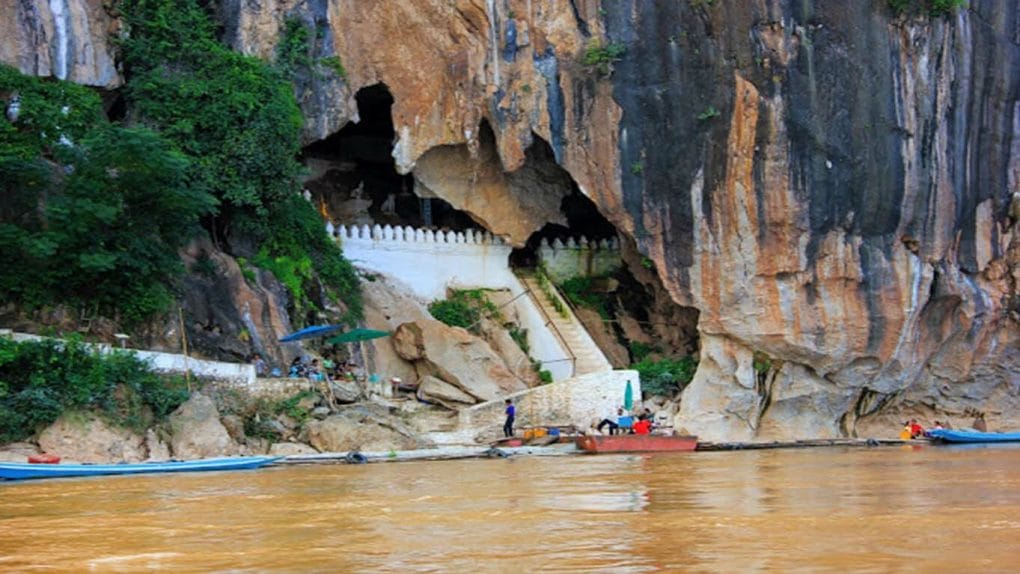 Luang Prabang Kayaking Tours on Nam Ou river to Pak Ou and Huay Leuang