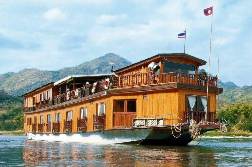 7-DAY LAOS CRUISING ON MEKONG RIVER FROM THAILAND