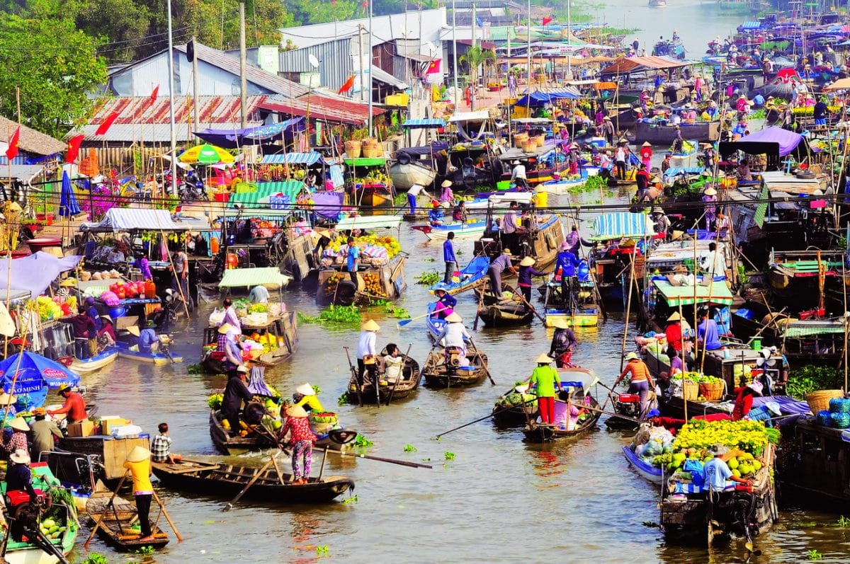 Mekong Delta Small Group Tour to Cai Be and Can Tho from Saigon 