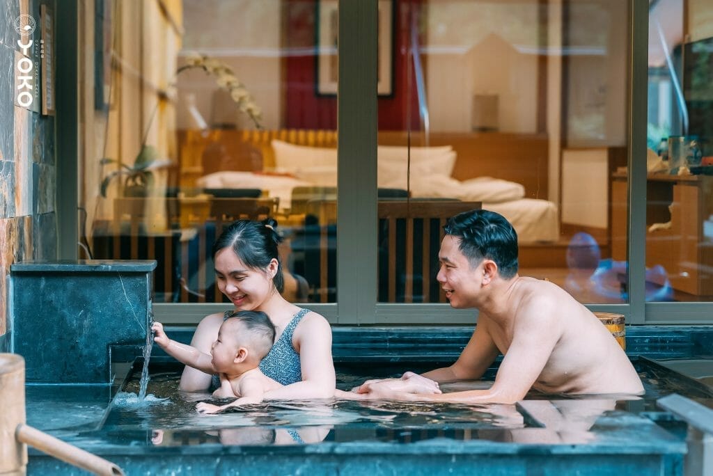 Hanoi Wellness Tour to Halong Bay, Onsen Quang Hanh and Ninh Binh