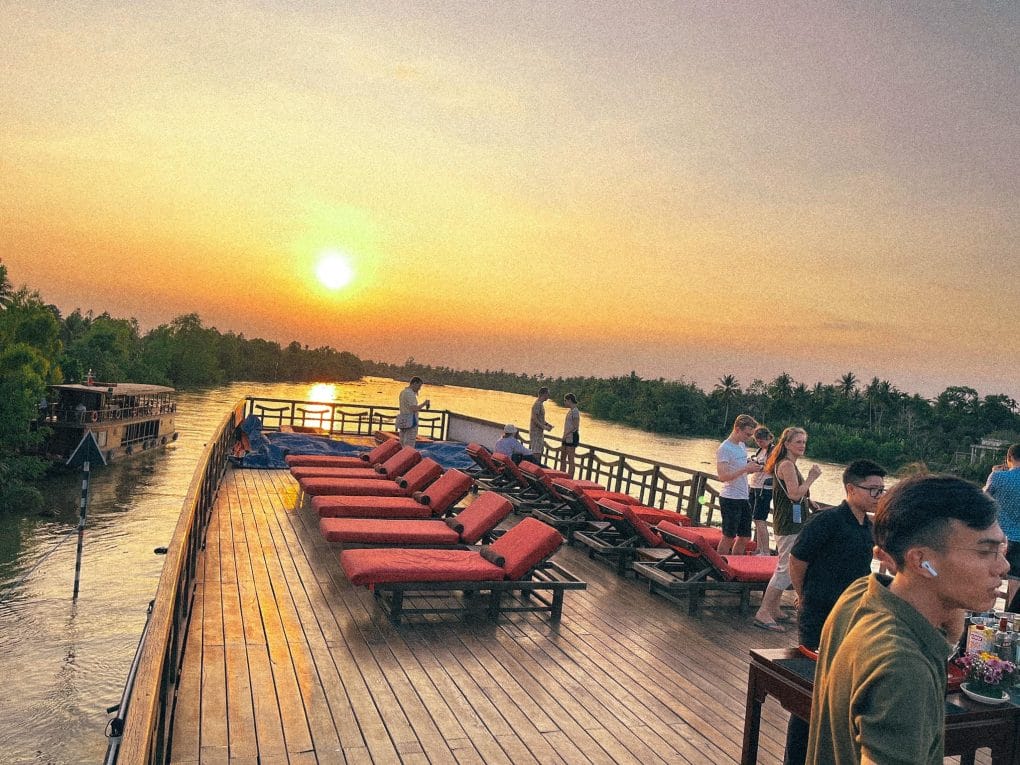 10-Day Downstream Mekong River Cruise Tours From Cambodia to Vietnam